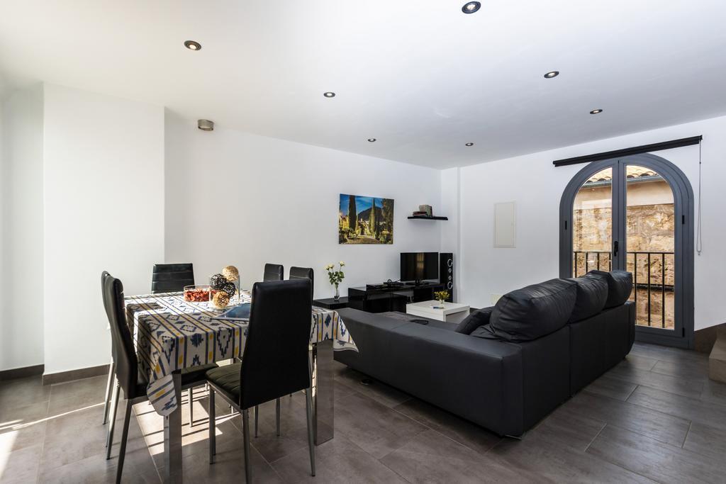 Townhouse Calvari By Homevillas360 Pollença Esterno foto
